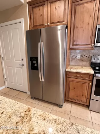 Photo #6: 6604813 Listing