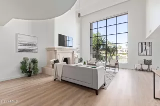 Photo #4: 6605169 Listing