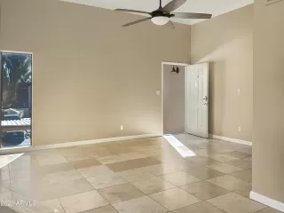 Photo #6: 6605408 Listing 