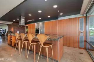 Photo #3: 6605456 Listing