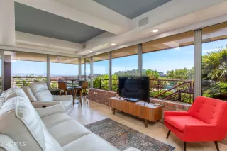 Photo #6: 6605456 Listing