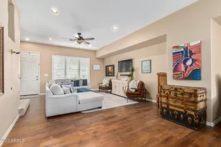 Photo #5: 6605498 Listing