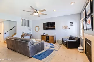 Photo #5: 6605659 Listing