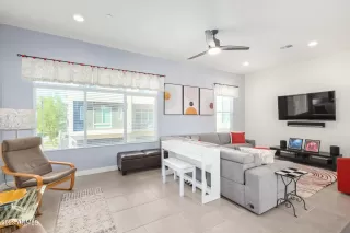 Photo #2: 6605755 Listing