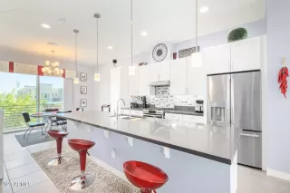 Photo #6: 6605755 Listing