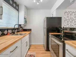 Photo #1: 6605777 Listing