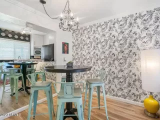 Photo #4: 6605777 Listing