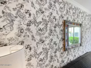 Photo #5: 6605777 Listing