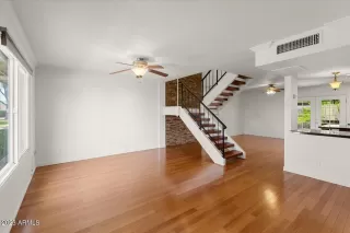 Photo #3: 6605811 Listing