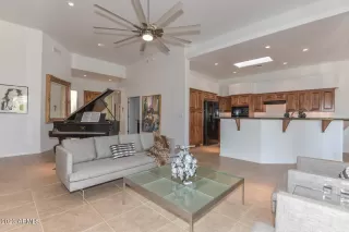 Photo #4: 6605901 Listing 