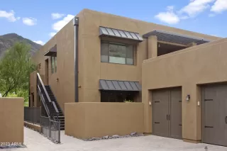 Photo #2: 6606189 Listing