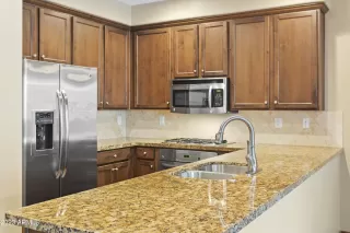 Photo #5: 6606189 Listing