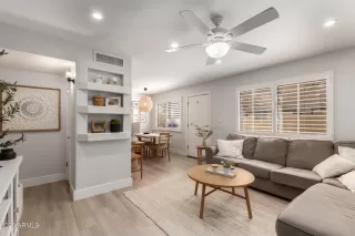 Photo #2: 6606278 Listing