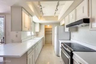 Photo #2: 6606565 Listing