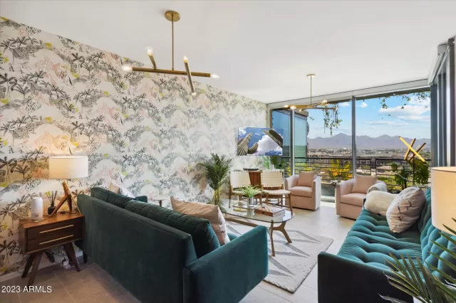 MLS: 6606589 Condo For Sale