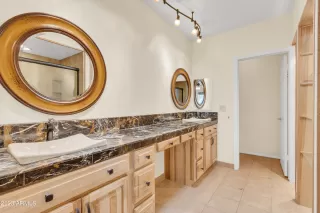 Photo #6: 6606716 Listing 