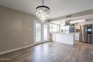 Photo #5: 6606947 Listing 