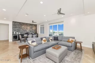 Photo #4: 6607083 Listing