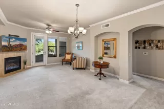 Photo #5: 6607086 Listing