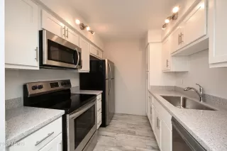 Photo #3: 6607286 Listing