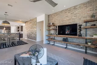 Photo #5: 6607363 Listing 