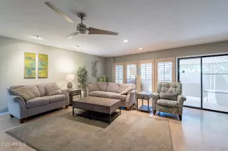 Photo #2: 6607572 Listing