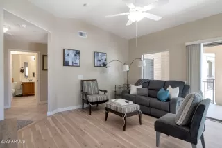 Photo #3: 6607723 Listing