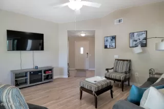 Photo #4: 6607723 Listing