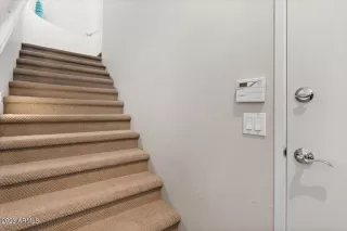 Photo #4: 6607842 Listing