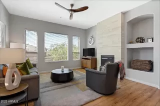 Photo #5: 6607842 Listing