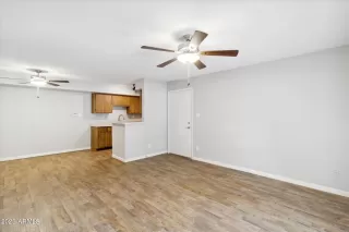 Photo #2: 6607937 Listing 