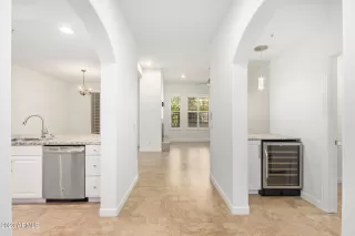 Photo #3: 6608012 Listing 