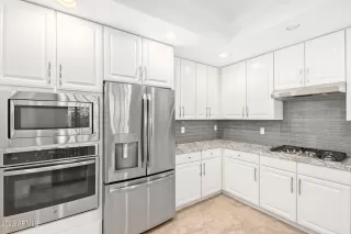 Photo #5: 6608012 Listing 