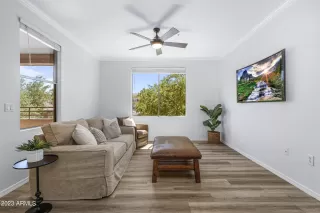 Photo #2: 6608233 Listing