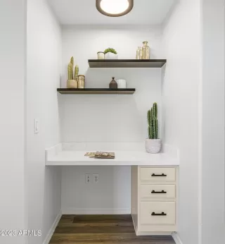 Photo #4: 6608233 Listing