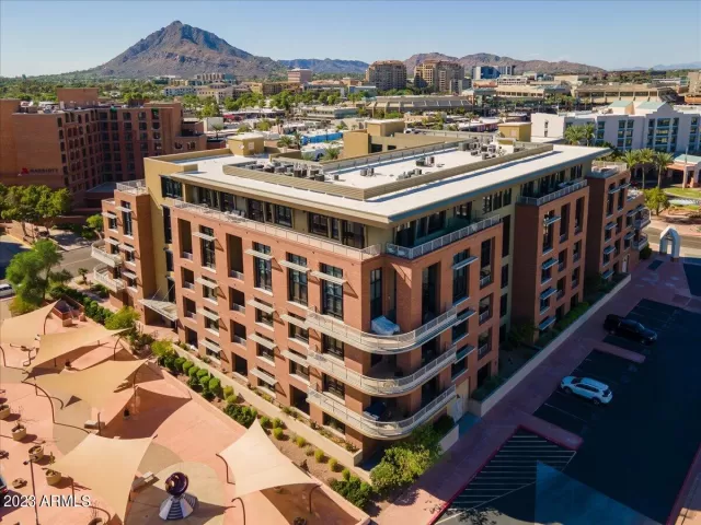 MLS: 6608303 Condo For Sale