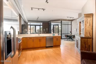 Photo #3: 6608303 Listing 