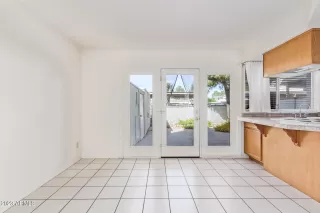 Photo #4: 6608452 Listing