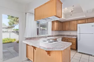 Photo #5: 6608452 Listing