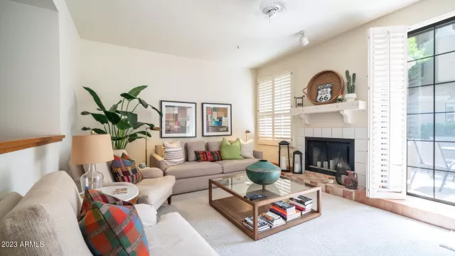 MLS: 6608482 Condo For Sale