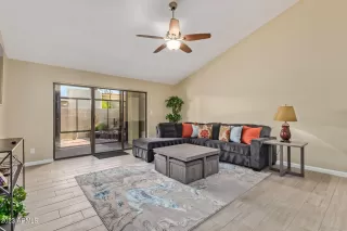 Photo #6: 6608579 Listing 