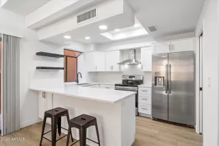 Photo #3: 6608665 Listing 