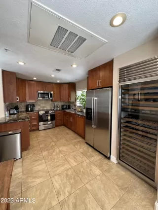 Photo #5: 6608918 Listing 