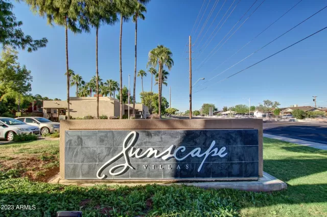 MLS: 6609205 Condo For Sale