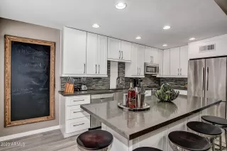 Photo #4: 6609205 Listing