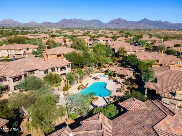 MLS: 6609244 Condo For Sale