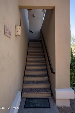 Photo #5: 6609244 Listing