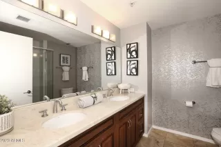 Photo #4: 6609448 Listing