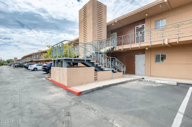 MLS: 6609809 Condo For Sale