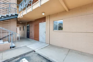 Photo #5: 6609809 Listing